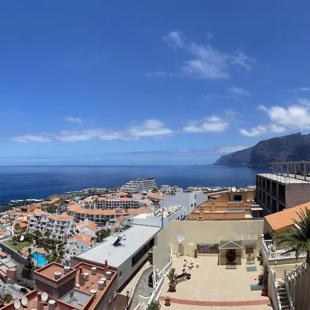 Sunset Oasis Of Gigantes *