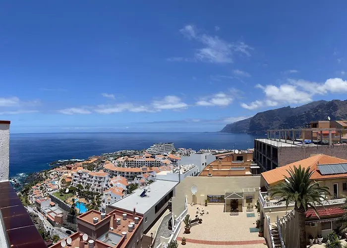 Sunset Oasis Of Gigantes *